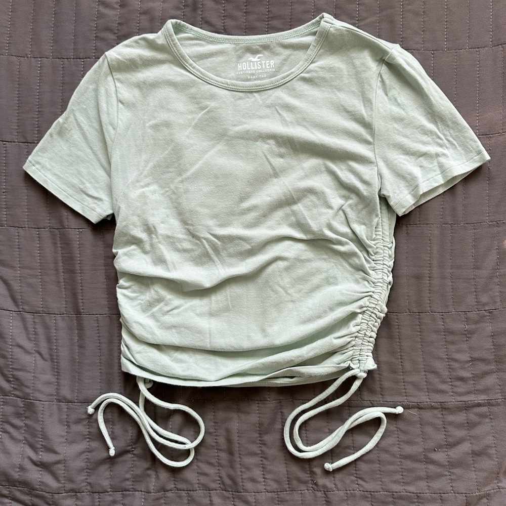 Cinched Cropped Short-Sleeve | Size Small